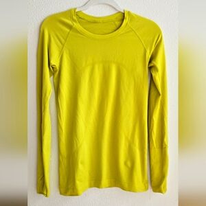 Lululemon Athletica Slim Fit Top